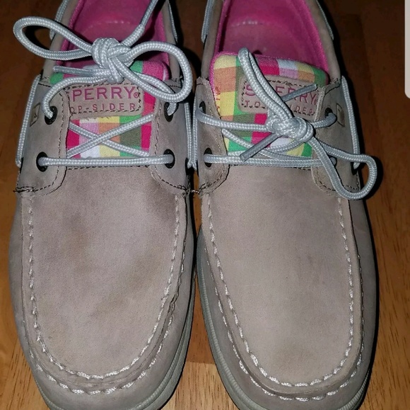 Girl size 4M Sperry Shoes Womens 5 - Picture 1 of 4